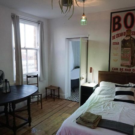 New! Castle View Studio Apartment Scarborough Eksteriør billede
